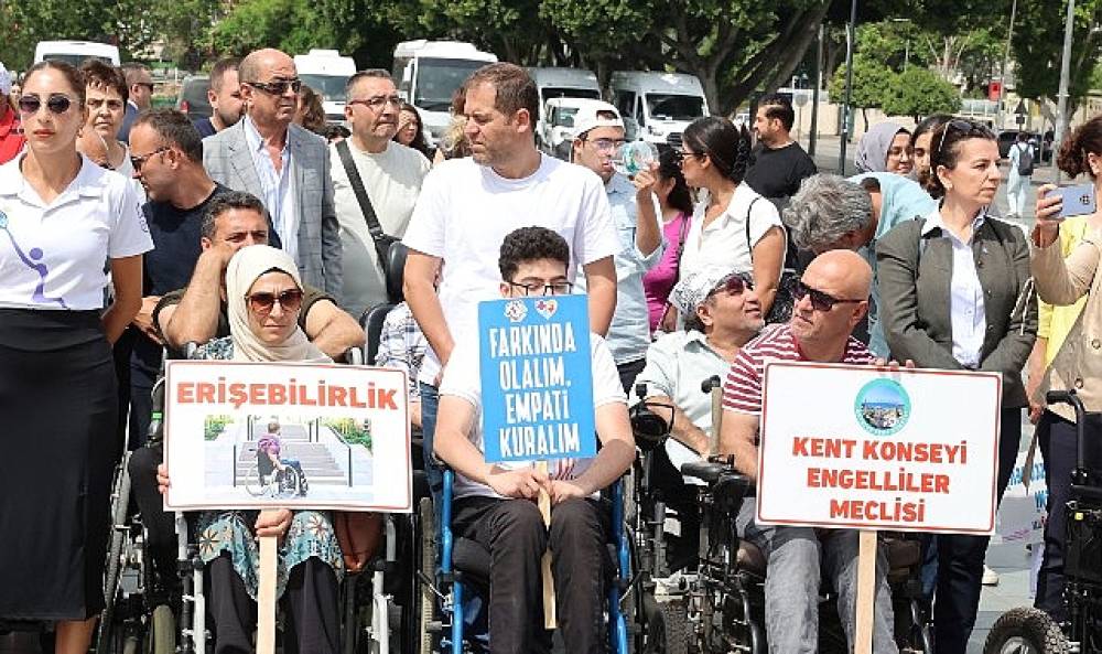 Özel bireylerden çok özel gösteri 