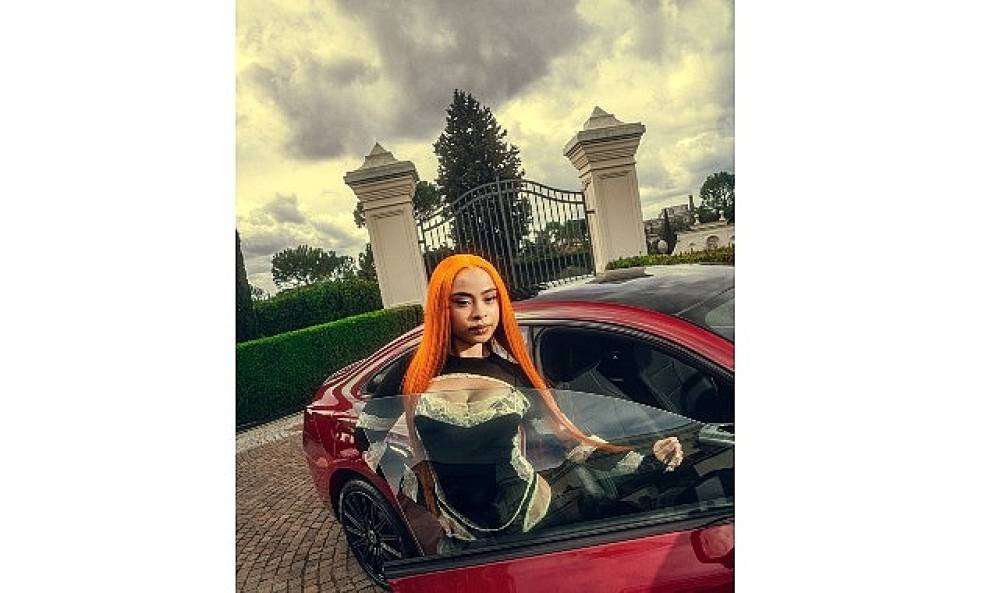 Yepyeni Mercedes-Benz CLA, Roma'daki yıldızlarla dolu dünya prömiyerinde etkileyici bir performans sergiledi    