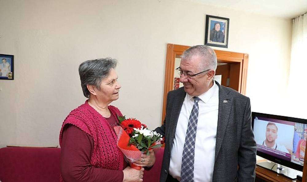 Edremit Belediye Başkanı Mehmet Ertaş'tan Şehit Ailelerine Anlamlı Destek Talimatı