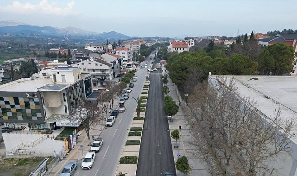  Borçlar azaldı, çalışmalar arttı: Başkan Balkan Urla'da durmadan çalışıyor