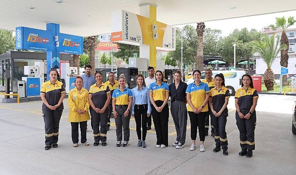 İzmir'de bir ilk: “Kadın ve Yeşil İstasyon" hizmete girdi
