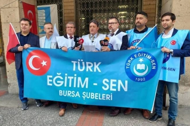 Bursa'da Türk Eğitim Sen şubelerinden Valiliğe 'ders saati' çağrısı