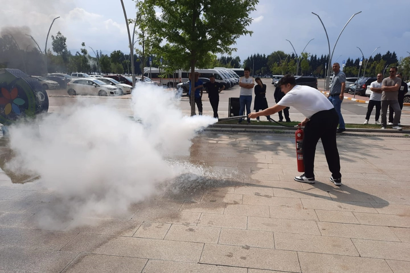 İtfaiyeden kongre merkezi personeline eğitim