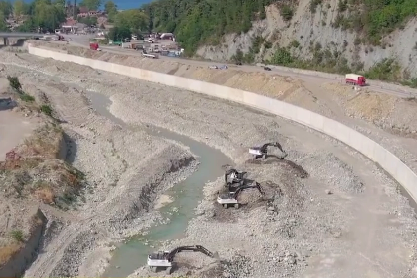 Karadeniz'in riskli illerinde ıslah çalışmaları sürüyor