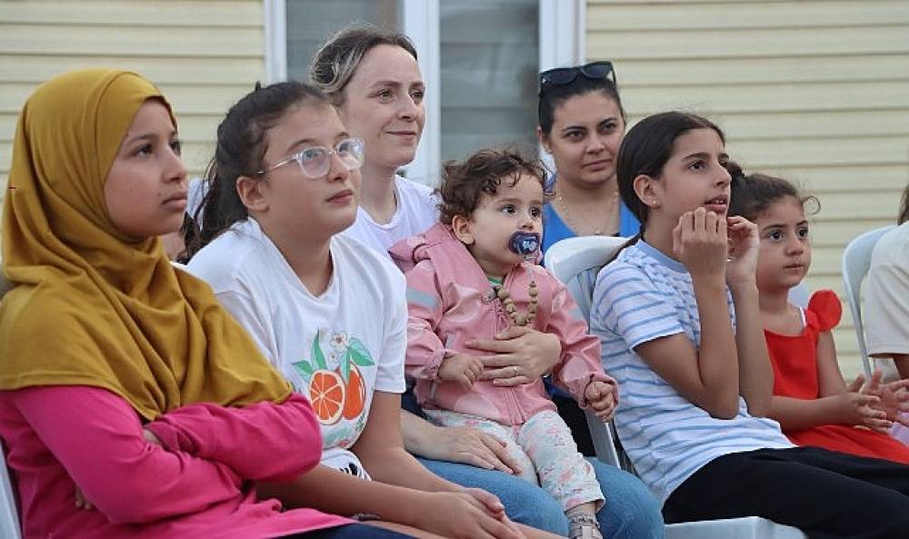 Maltepe'de A&ccedil;ık hava &ccedil;ocuk tiyatrosunda yaz finali ger&ccedil;ekleşti