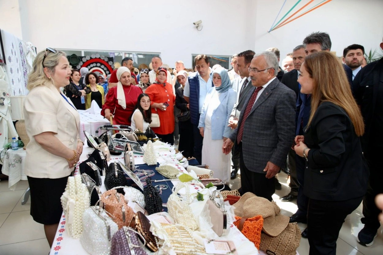 Ordu Fatsa&rsquo;da ORMEK kursiyerlerinden yıl sonu sergisi