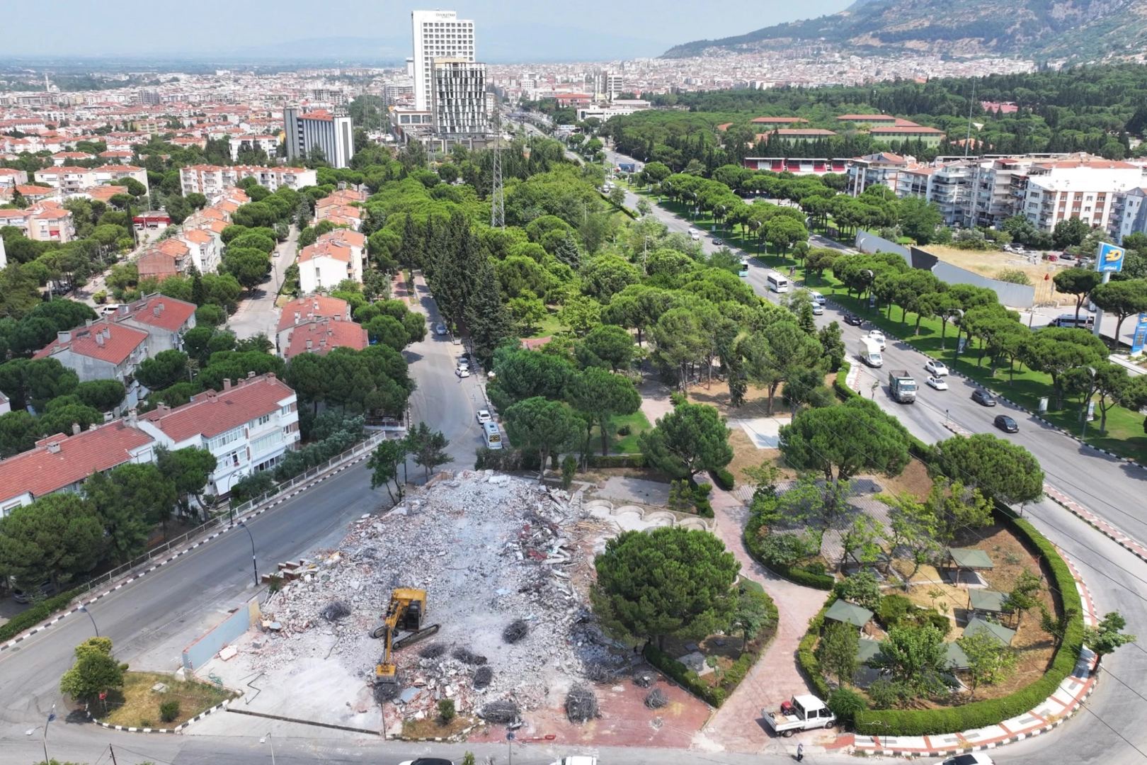 Manisa Yunusemre'ye B&uuml;y&uuml;kşehir'den modern tesis