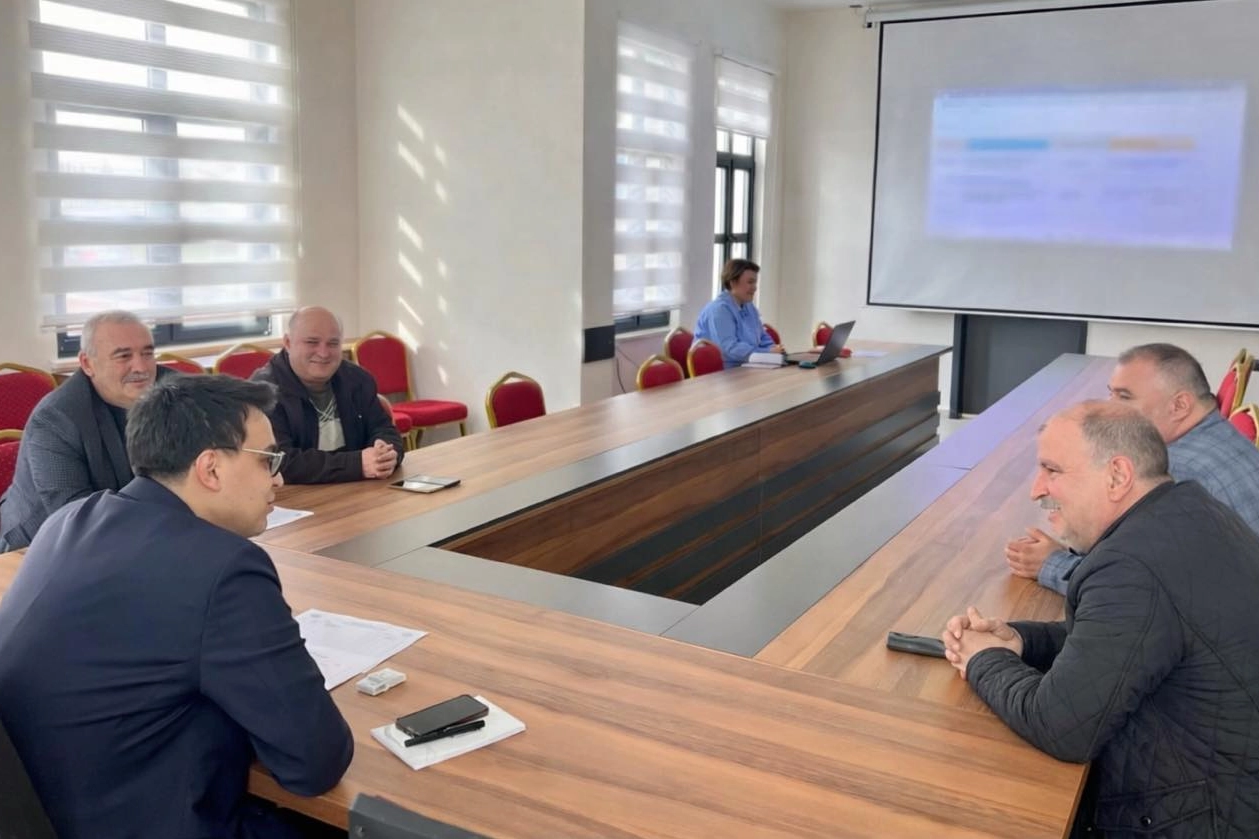 Bilecik Pazaryeri'nde K&ouml;ylere Hizmet G&ouml;t&uuml;rme Birliği toplandı