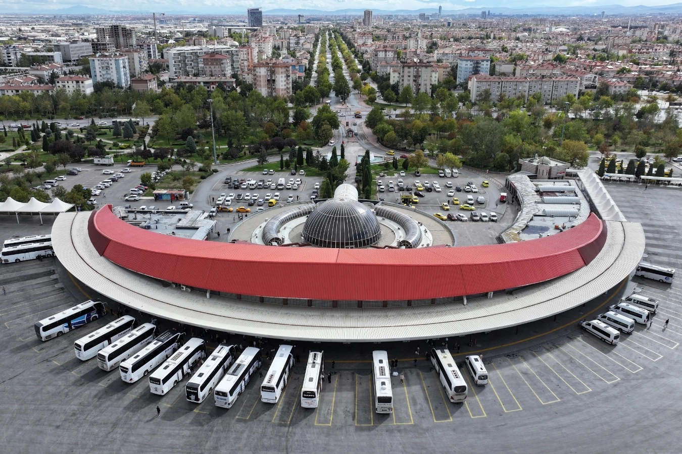 Konya Otogarı ge&ccedil;en yıl 18 milyona hizmet verdi