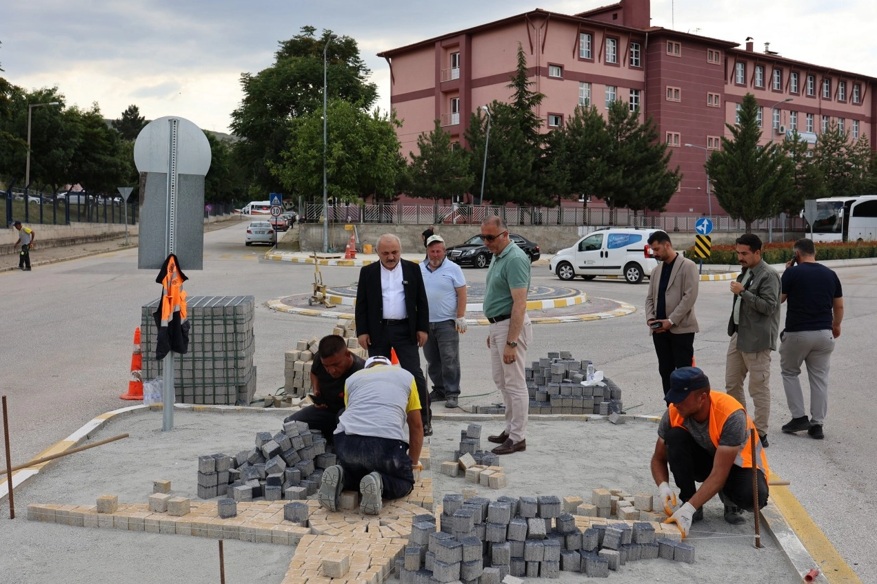 Başkan Esen&rsquo;den sahaya yakın takip
