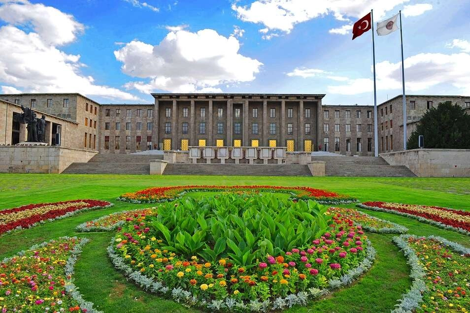 Şehit aileleri ve gazilerin haklarına y&ouml;nelik kanun teklifi Meclis'te