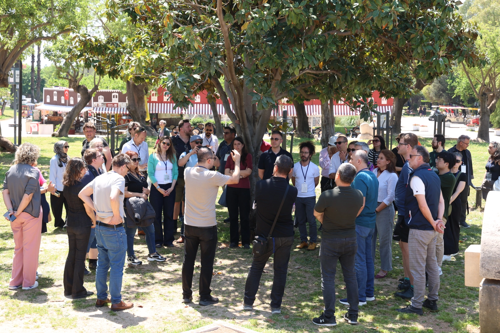 Antalya B&uuml;y&uuml;kşehir&rsquo;den kentsel ormancılıkta uluslararası tanıtım