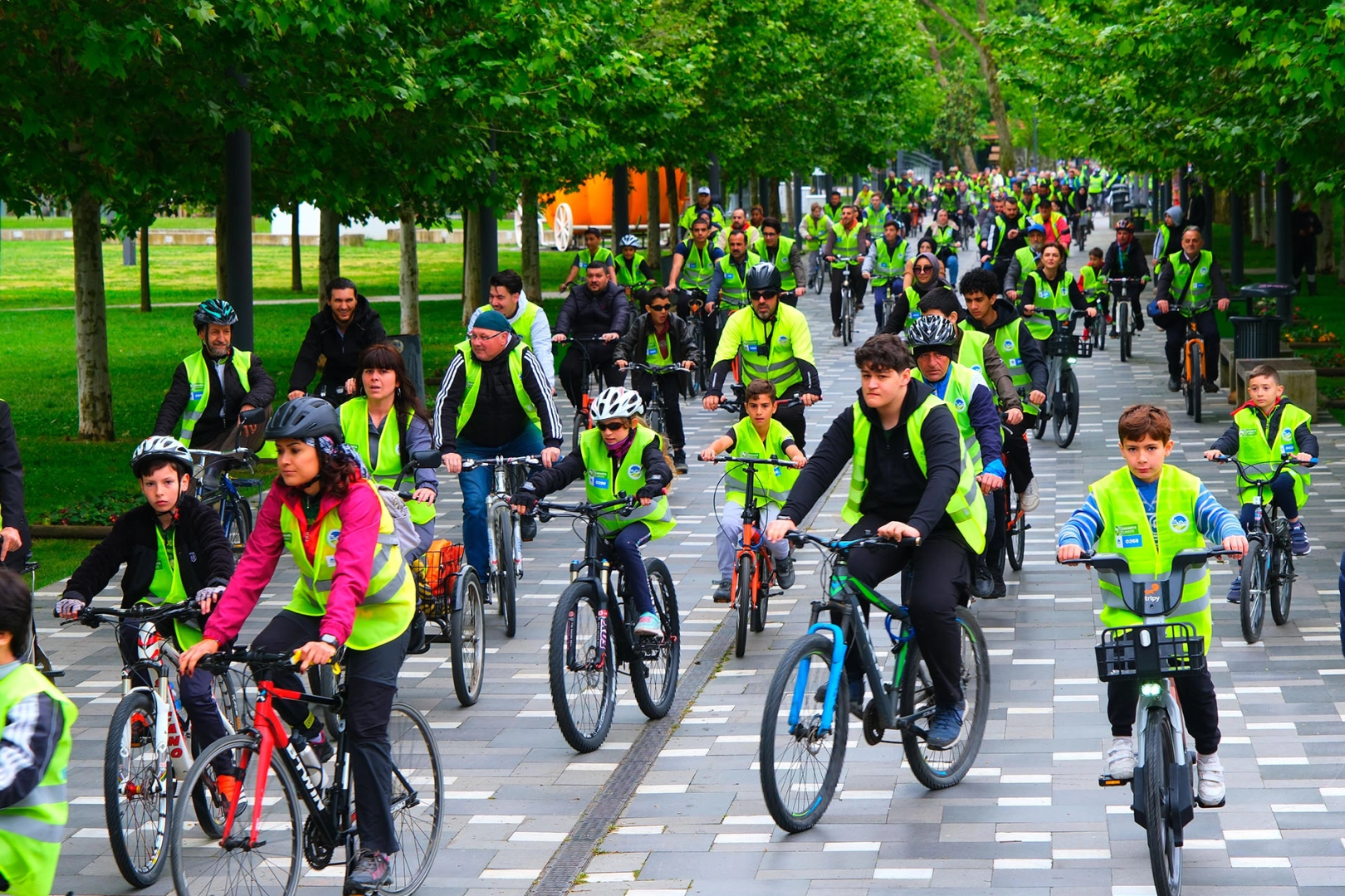 Sakarya'da pedallar g&uuml;venli ulaşıma &ccedil;evriliyor