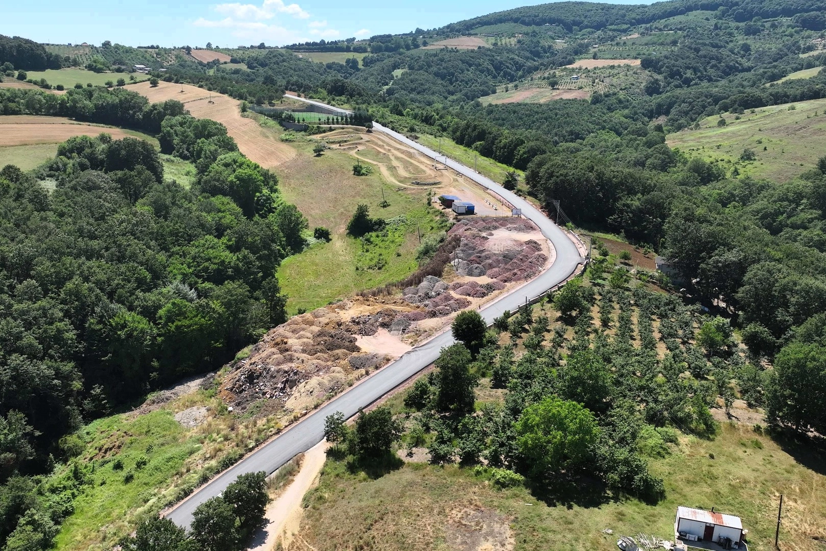 İzmit Akmeşe&rsquo;de ağır tonajlı trafiğe alternatif yol