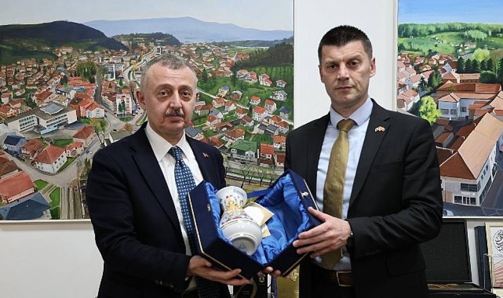 Başkan B&uuml;y&uuml;kakın da soydaşlarla iftar a&ccedil;tı