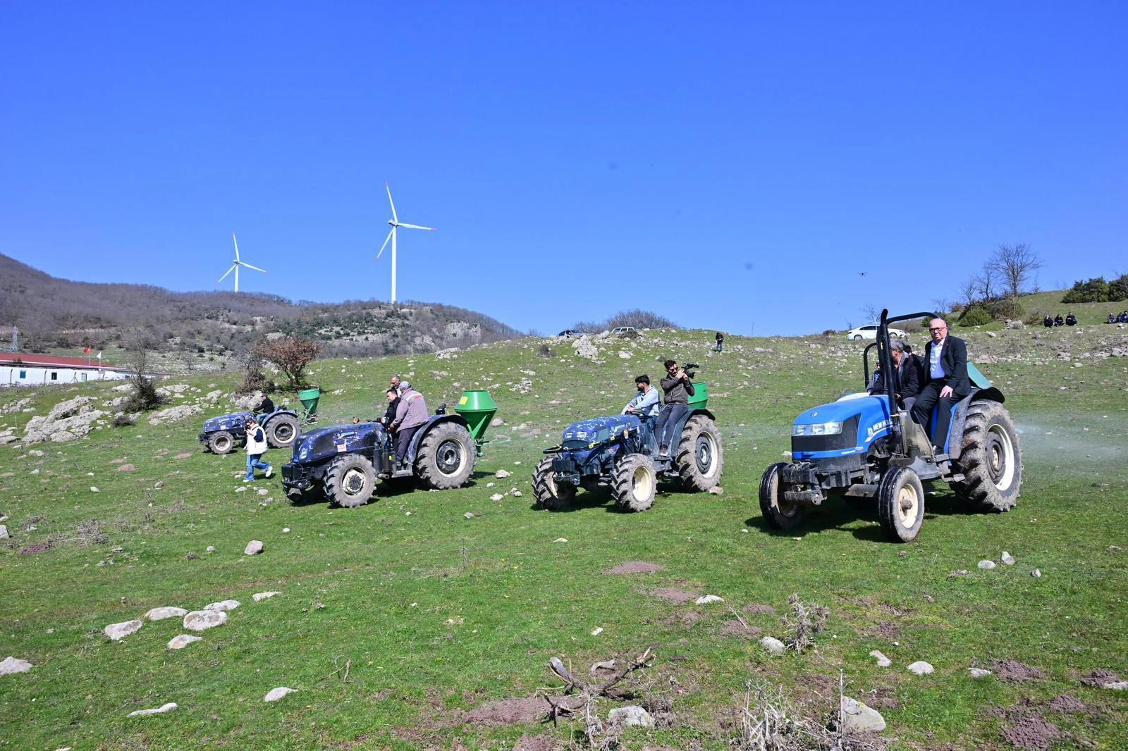 Manisa Kırkağa&ccedil;&rsquo;ta meralara g&uuml;bre desteği