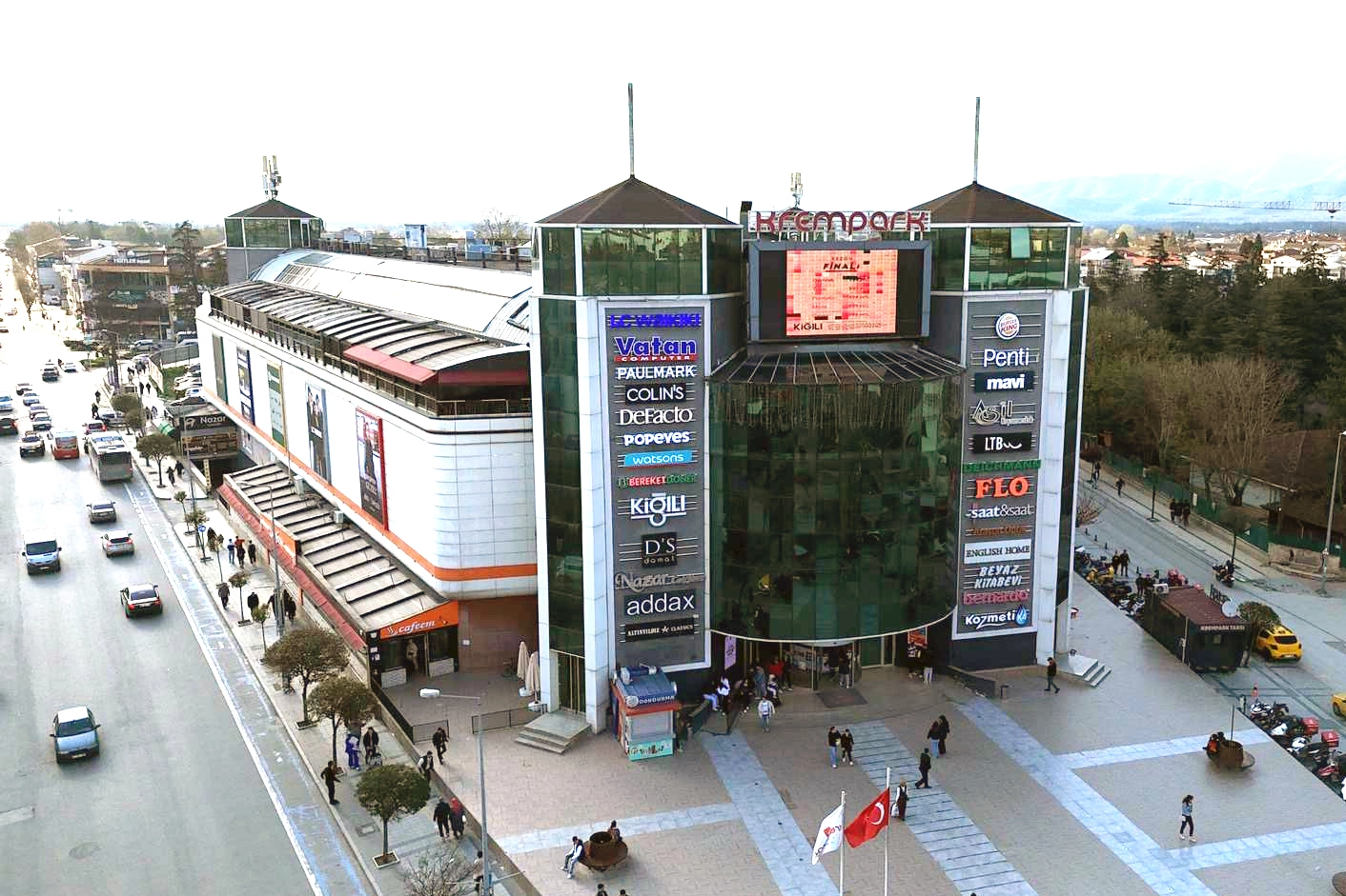 D&uuml;zce&rsquo;de Krempark AVM'ye m&uuml;h&uuml;r!