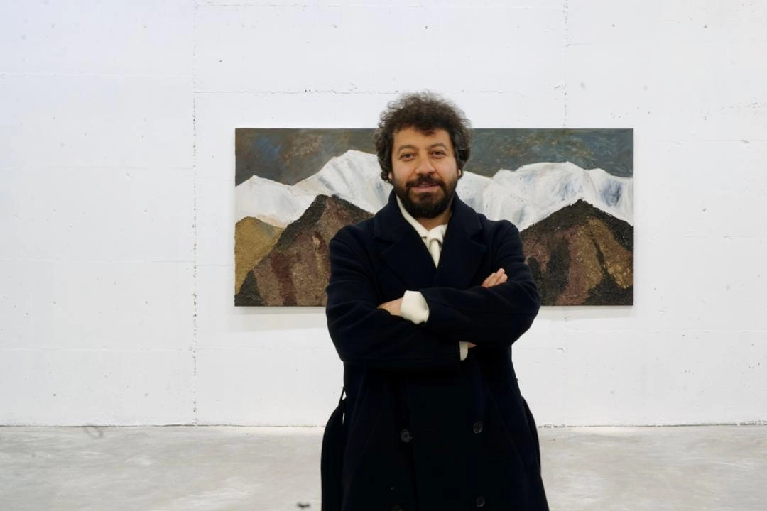 Ali Ekber Kumtepe&rsquo;nin sergisi Konum Balat&rsquo;ta a&ccedil;ıldı