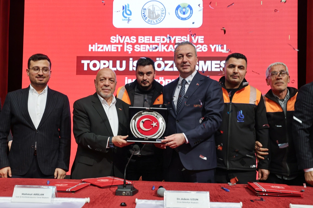 Sivas Belediyesi'nden iş&ccedil;ilere y&uuml;zde 31 zam