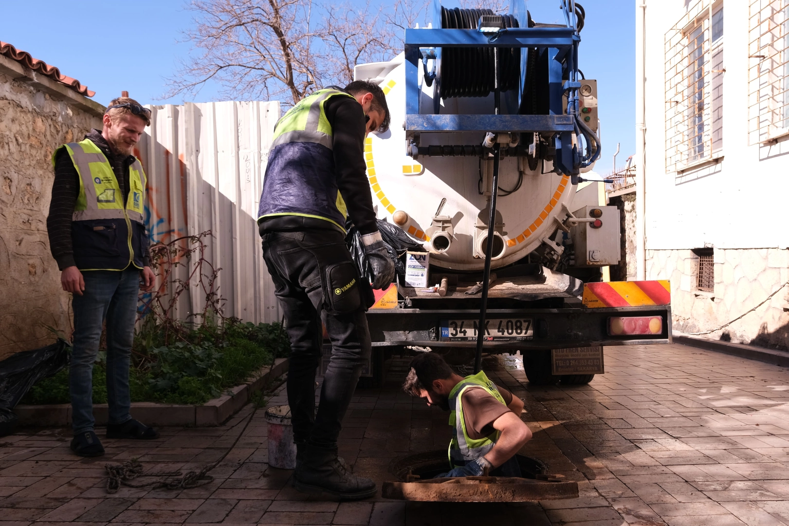 Antalya Kalei&ccedil;i&rsquo;nde 10 kilometrelik kanalizasyon hattı temizlendi