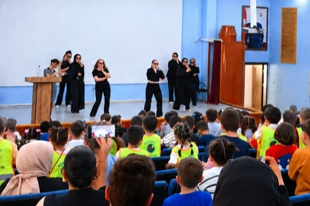 Aİ&Ccedil;&Uuml;&rsquo;de &Ccedil;ocuk Şenliği etkinliği d&uuml;zenlendi