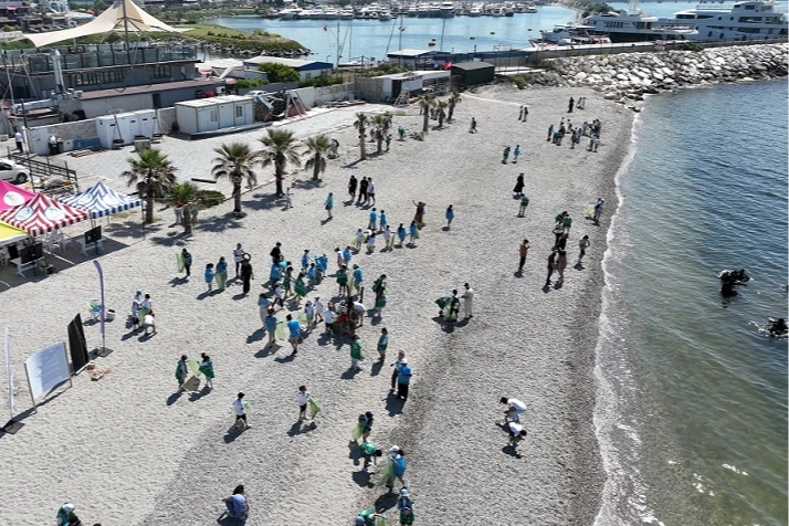 İstanbul Beylikd&uuml;z&uuml;'nde deniz dibi ve kıyı temizliği