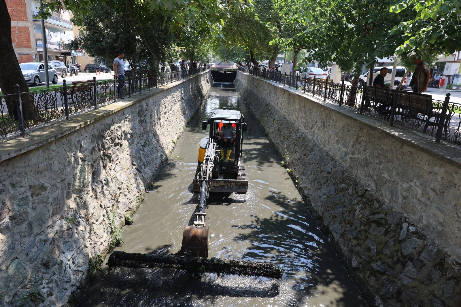 Bursa&rsquo;da derelerde temizlik seferberliği başladı
