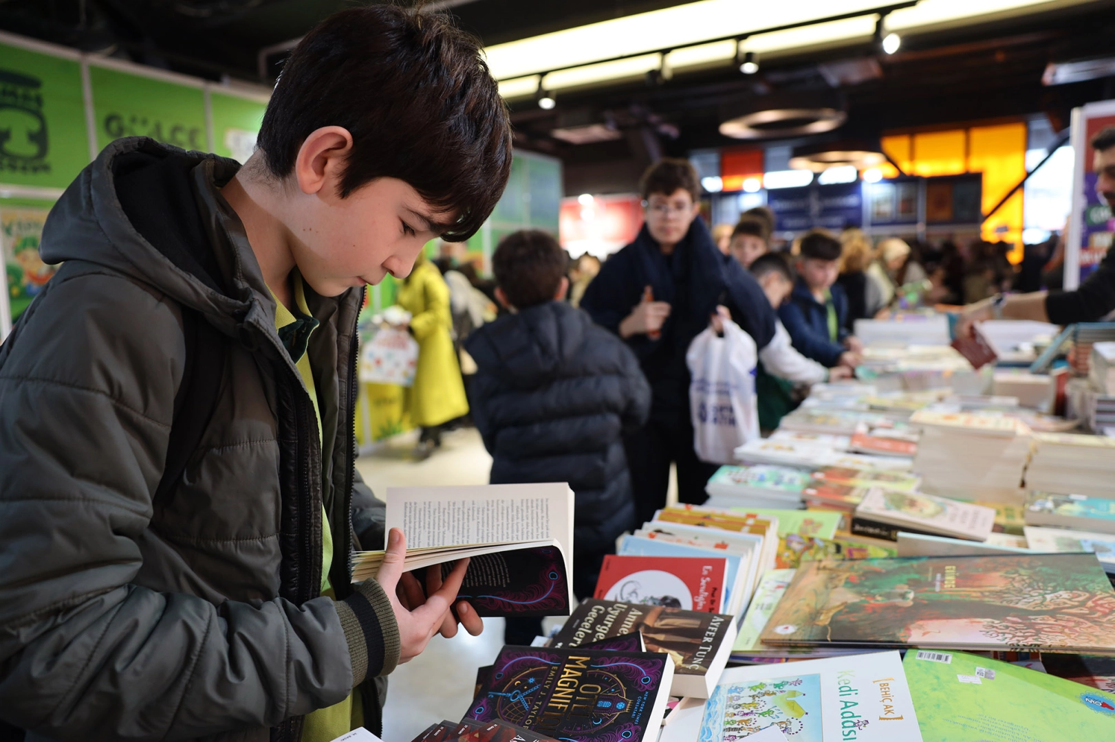 Sakarya &Ccedil;ocuk Edebiyatı Fuarı&rsquo;na 2 g&uuml;nde rekor katılım