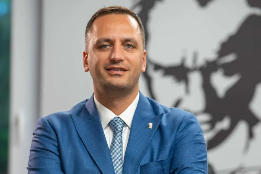 Bornova Belediye Başkanı &Ouml;mer Eşki serbest bırakıldı