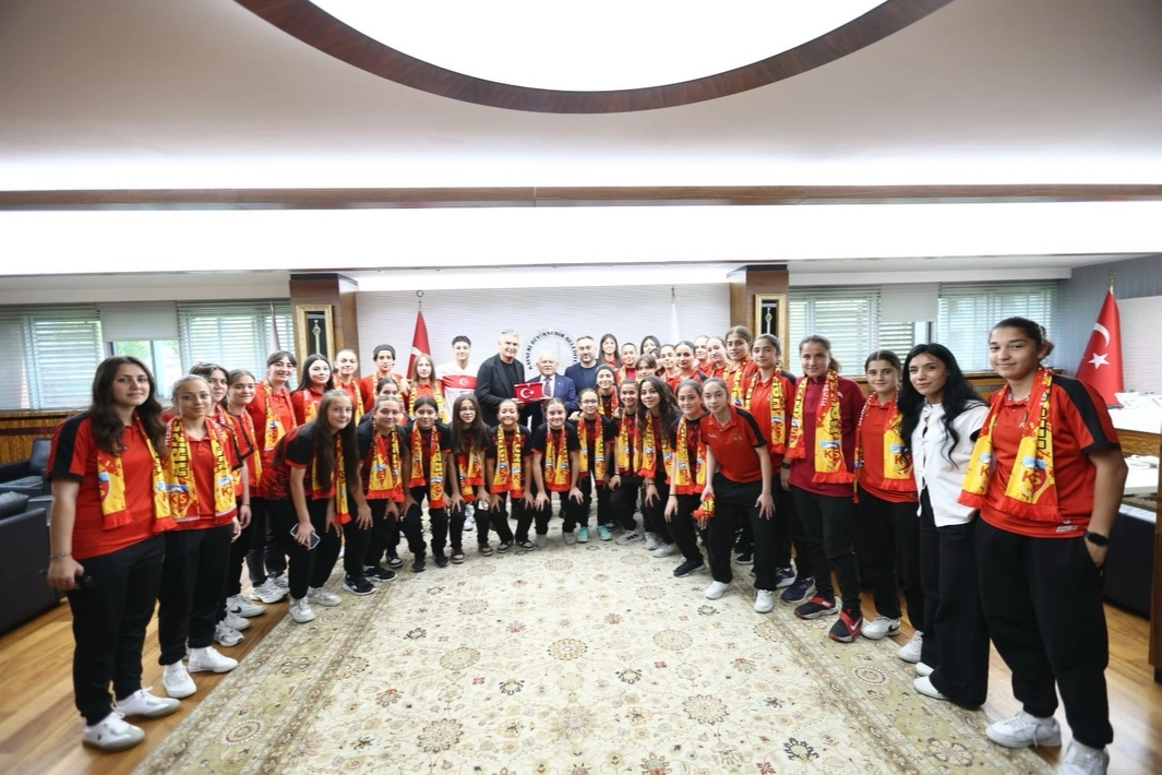 Kayseri Kadın Futbol Takımı S&uuml;per Lig'de