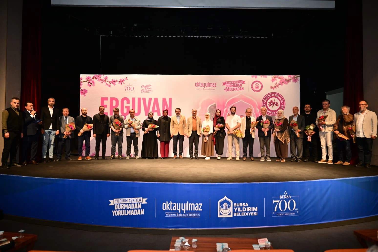 Bursa Yıldırım&rsquo;da Erguvan Bayramı coşkusu sona erdi
