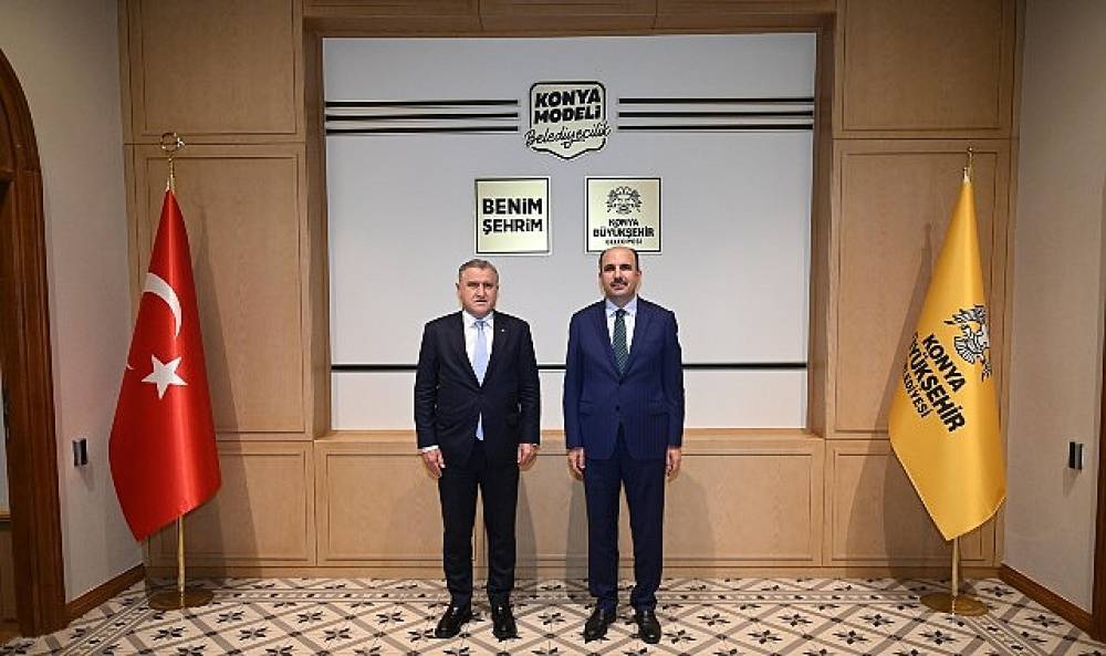 Bakan Bak ve AK Parti Genel Başkan Yardımcısı B&uuml;y&uuml;kg&uuml;m&uuml;ş, Başkan Altay'ı Ziyaret Etti