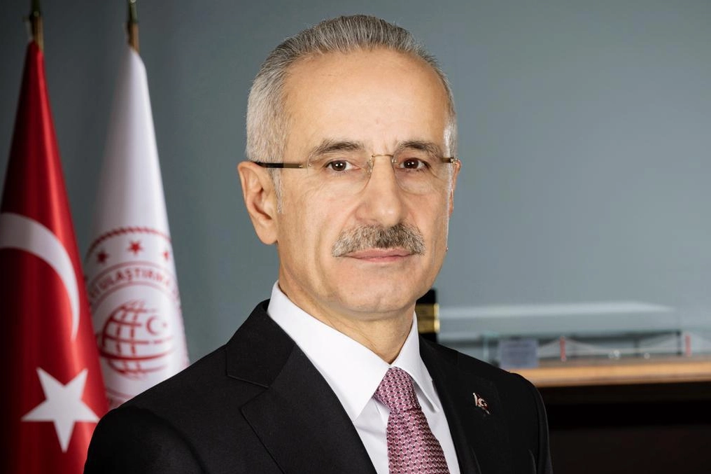 Bakan Uraloğlu: Ter&ouml;rs&uuml;z T&uuml;rkiye, 86 milyonun ortak geleceğidir