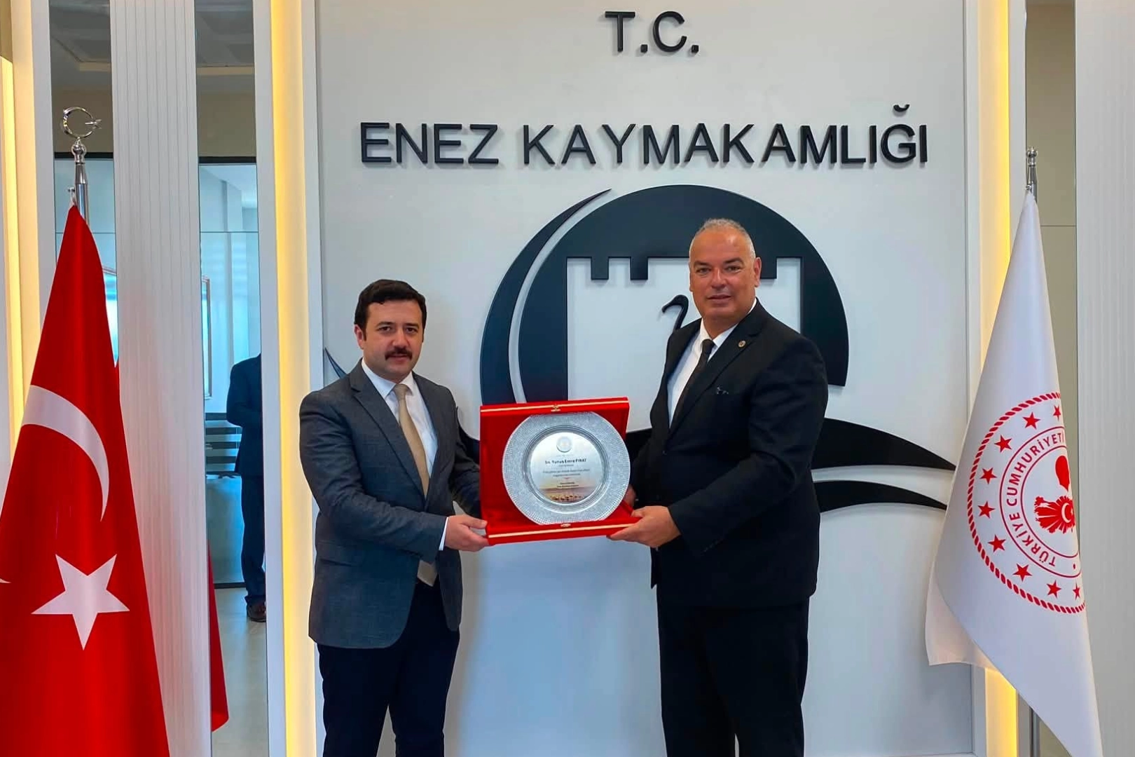 Enez'de Başkan G&uuml;nen&ccedil;'ten Kaymakam Fırat'a 'hayırlı olsun' ziyareti