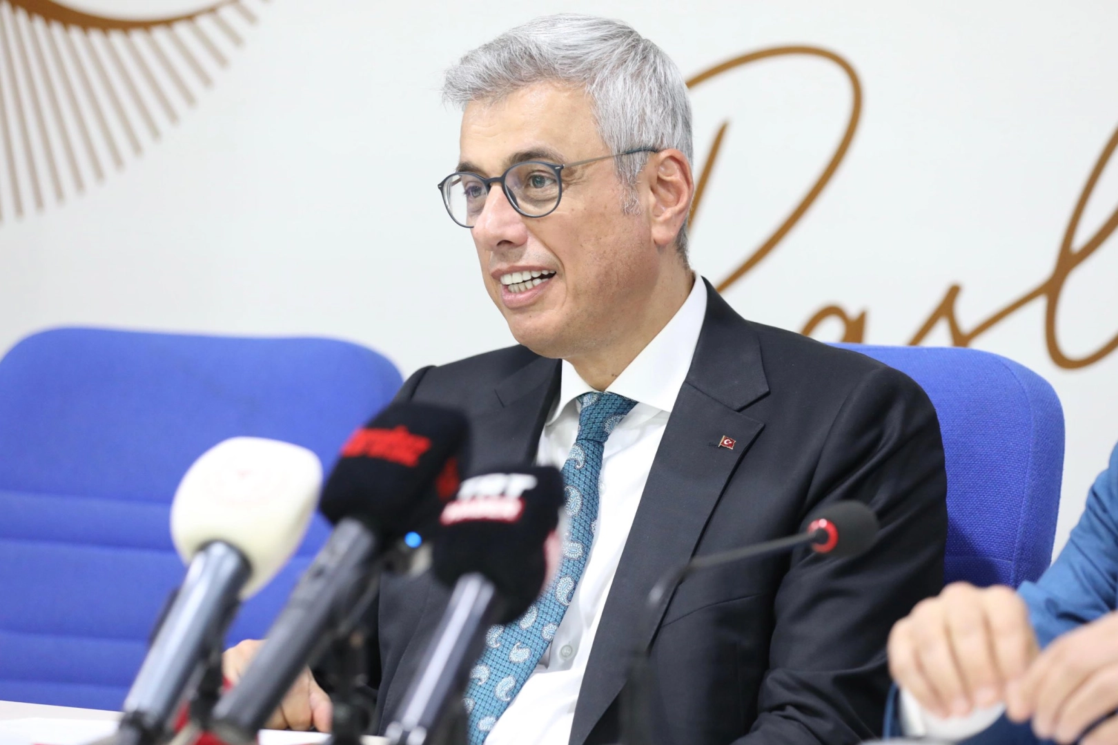 Bakanı Memişoğlu: İyilik paylaştık&ccedil;a &ccedil;oğalır
