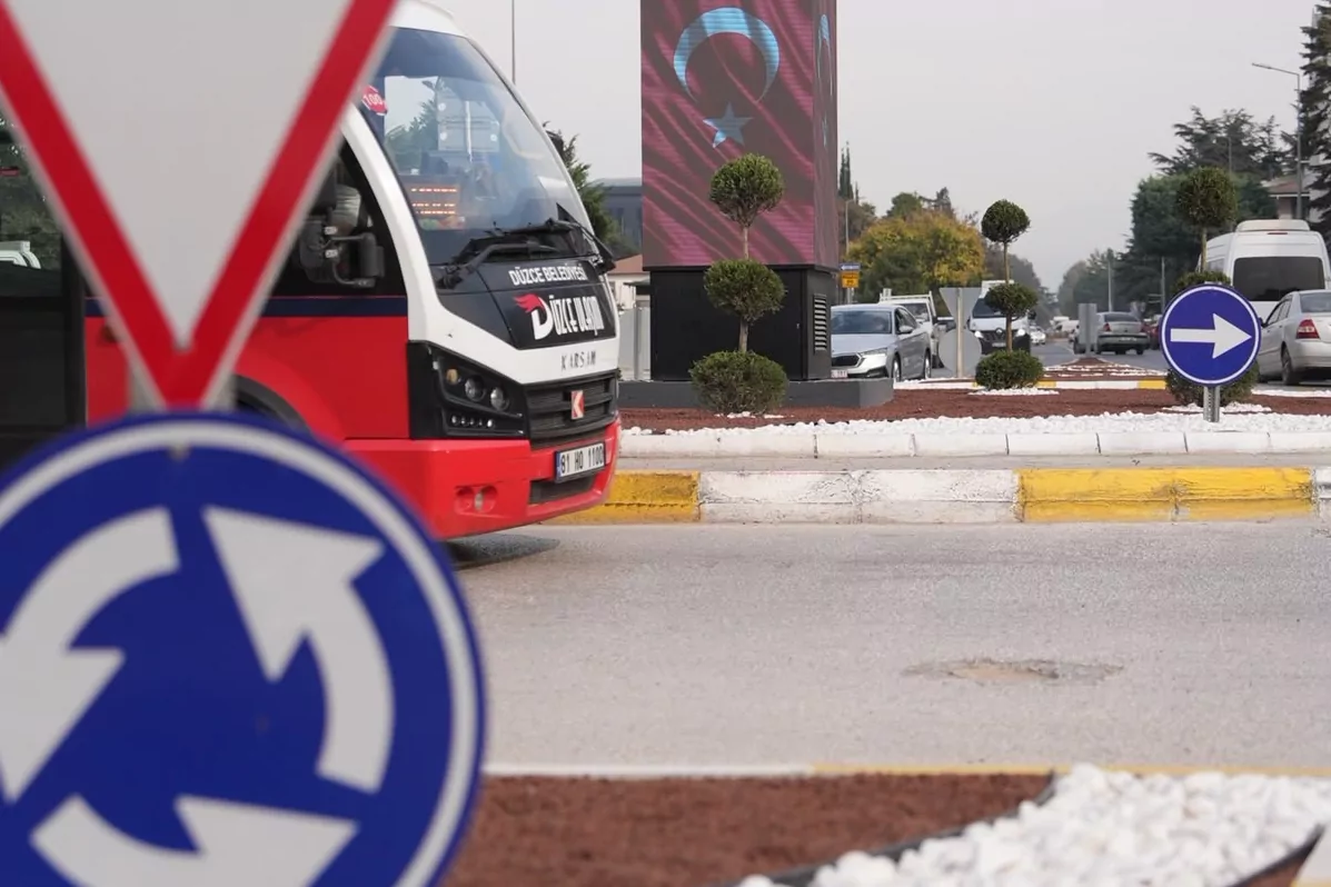 D&uuml;zce&rsquo;de Emniyet ve Otogar Kavşakları tamamlandı