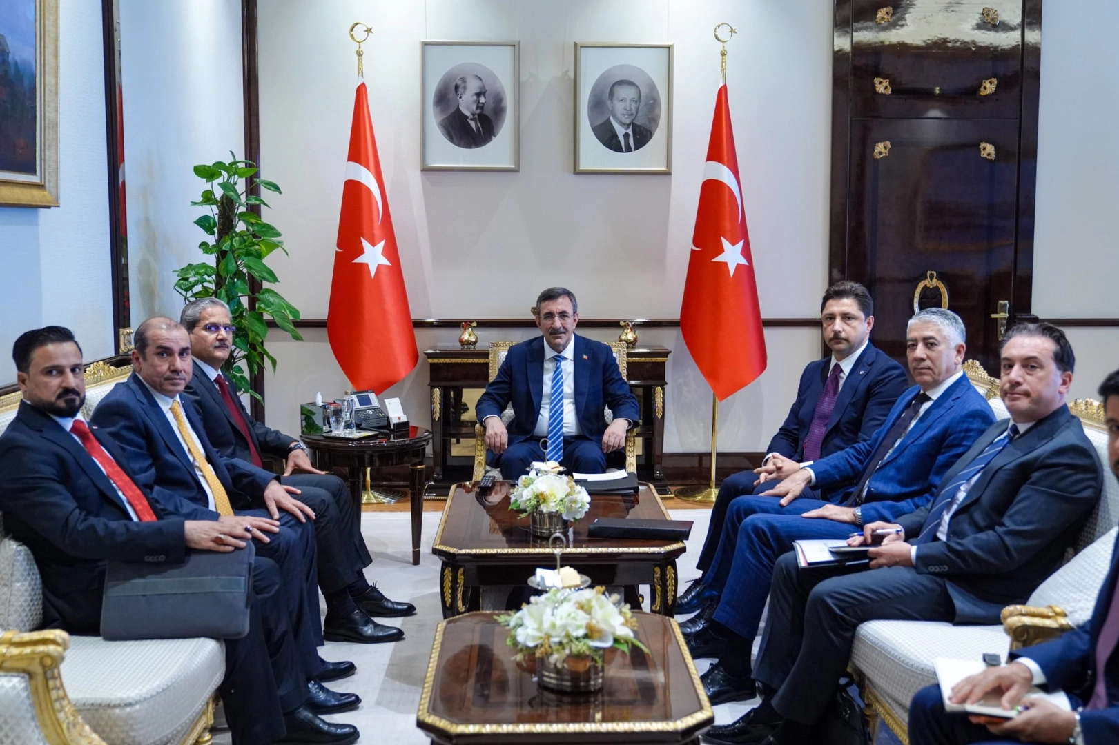Cevdet Yılmaz, Irak Yolsuzlukla M&uuml;cadele Komisyonu Başkanı ile g&ouml;r&uuml;şt&uuml;