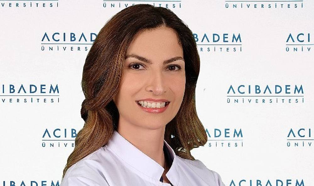 G&ouml;z Cerrahisinde Yeni D&ouml;nem: Robotik Teknoloji, Akıllı Lensler ve Kişiye &Ouml;zel Lazer Tedavileri 