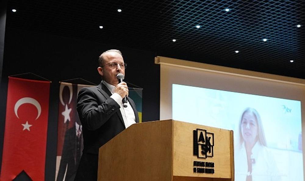 Tıp Bayramı'nda Sağlık &Ccedil;alışanları Aynı Sofrada Buluştu