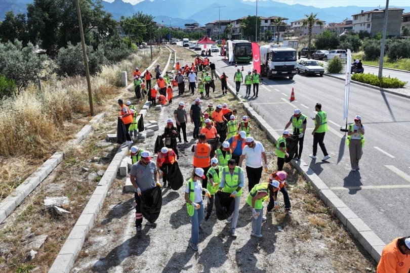 Denizli B&uuml;y&uuml;kşehir ile dolu dolu &Ccedil;evre Haftası