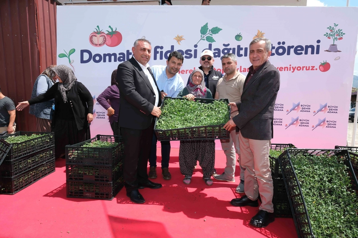 Adana B&uuml;y&uuml;kşehir &uuml;reticiyi destekliyor