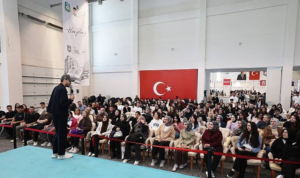 6. Karaman Kitap G&uuml;nleri'nde &Uuml;nl&uuml; Yazarlar Okurlarıyla Buluşuyor