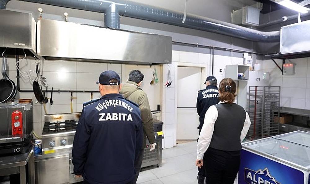 K&uuml;&ccedil;&uuml;k&ccedil;ekmece Ramazan Ayına Hazır