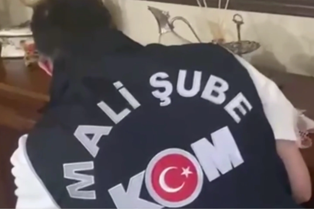 İskan usuls&uuml;zl&uuml;ğ&uuml; operasyonu! İstanbul merkezli 3 ilde 27 ş&uuml;pheli yakalandı