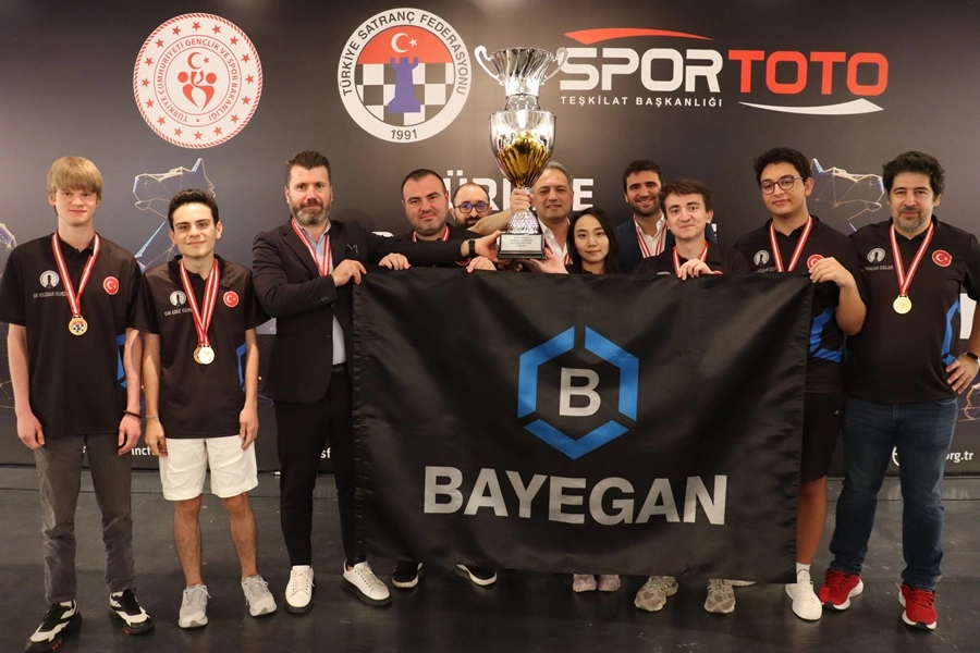 BAYEGAN Pendik Satran&ccedil;'tan &uuml;st &uuml;ste &uuml;&ccedil;&uuml;nc&uuml; şampiyonluk
