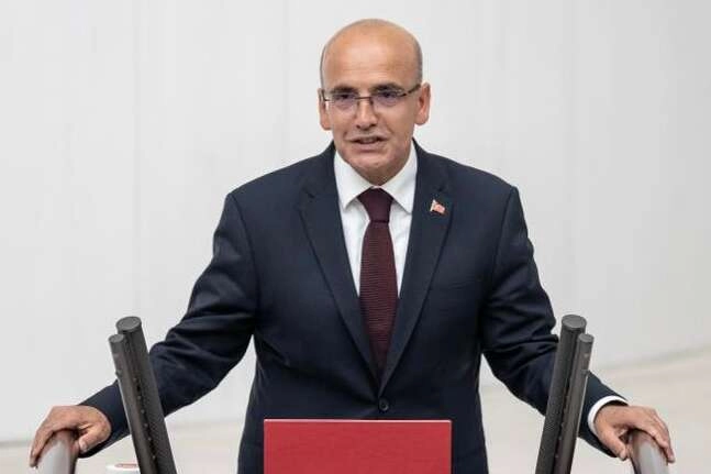 Bakan Şimşek: G&ouml;n&uuml;ll&uuml; uyumla kamu maliyesinde d&ouml;n&uuml;ş&uuml;m sağlıyoruz