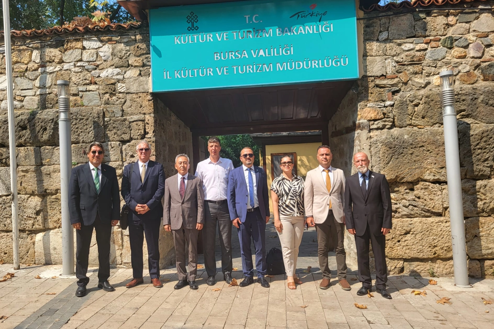 TUREB y&ouml;netimi Bursa&rsquo;da buluştu... Turizm ve rehberlik Bursa'da masaya yatırıldı