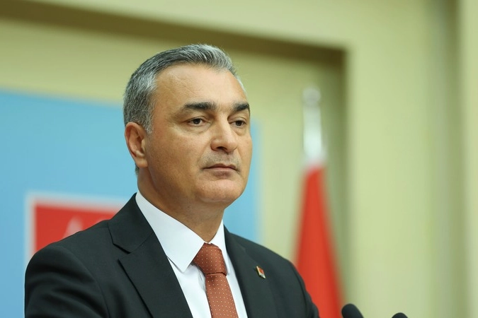 CHP S&ouml;zc&uuml;s&uuml; Sarı: &Ouml;n&uuml;m&uuml;zde artık bir engel bulunmuyor