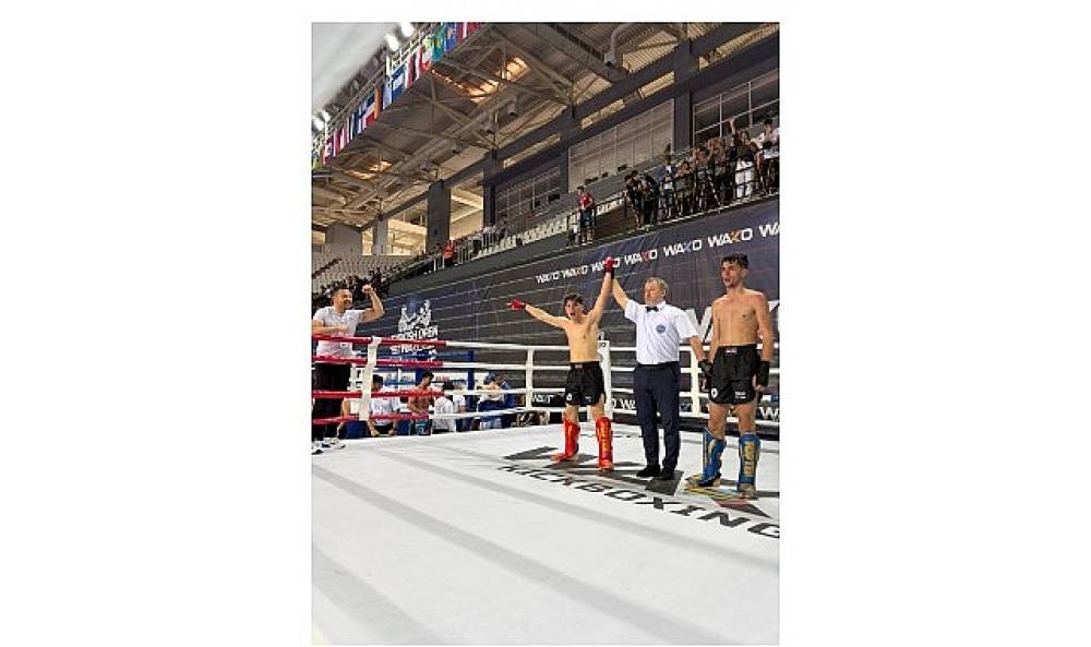 Kemer Belediyesi kick boks takımından iki madalya 