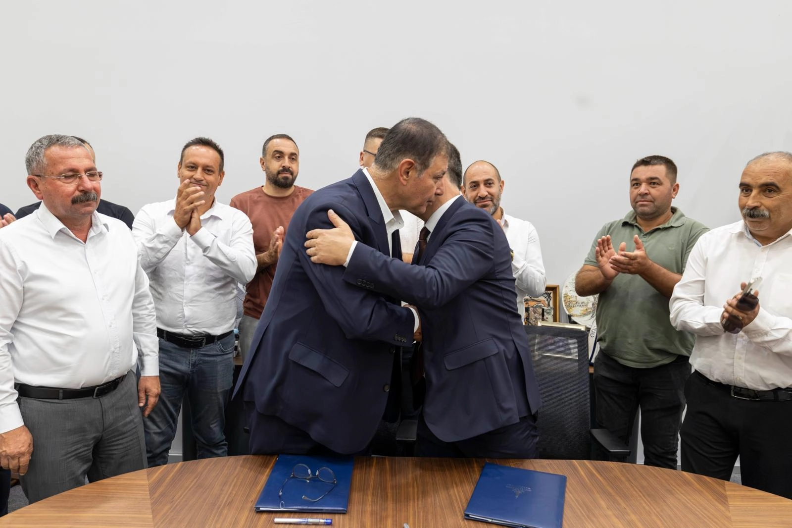 İZBETON&rsquo;da 750 &ccedil;alışanı ilgilendiren 'toplu' imza